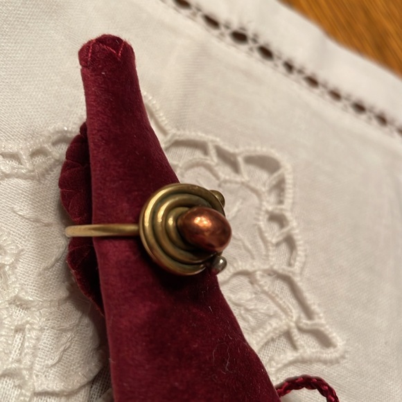 Interesting ring - Picture 6 of 8